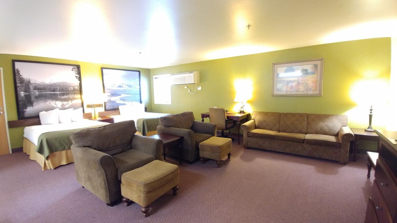 Super 8 By Wyndham Mccall Exterior photo